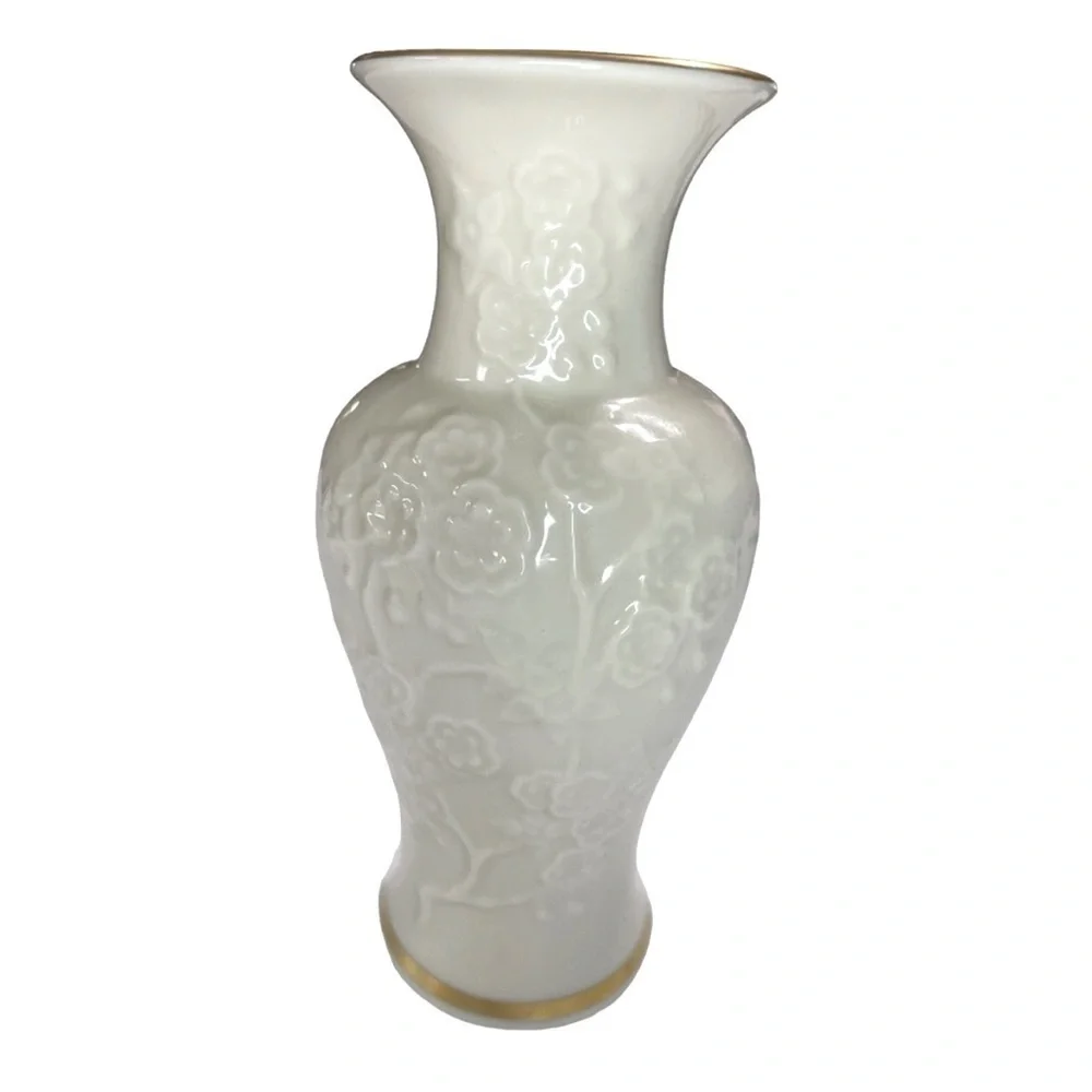 Vintage 1950s Lenox Ming Blossom Porcelain Vase White Gold Trim 6.5
